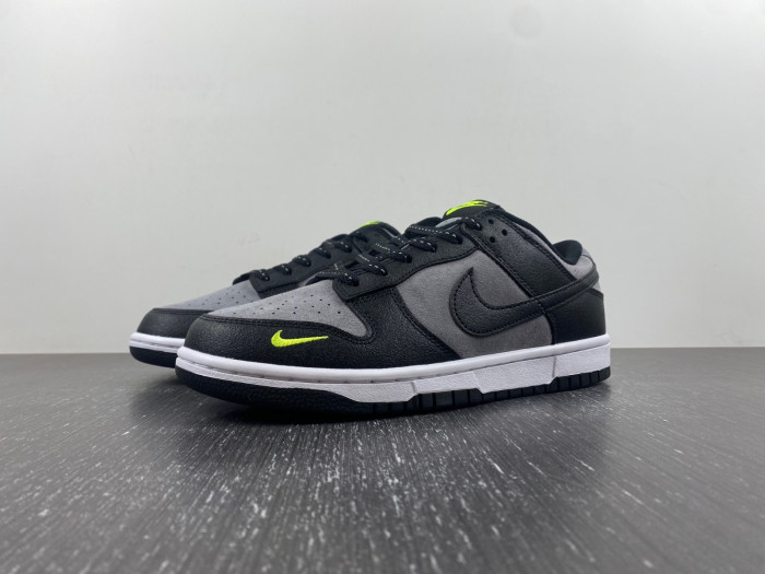 Nike Dunk Low Black Grey Green Strike FQ2205-001