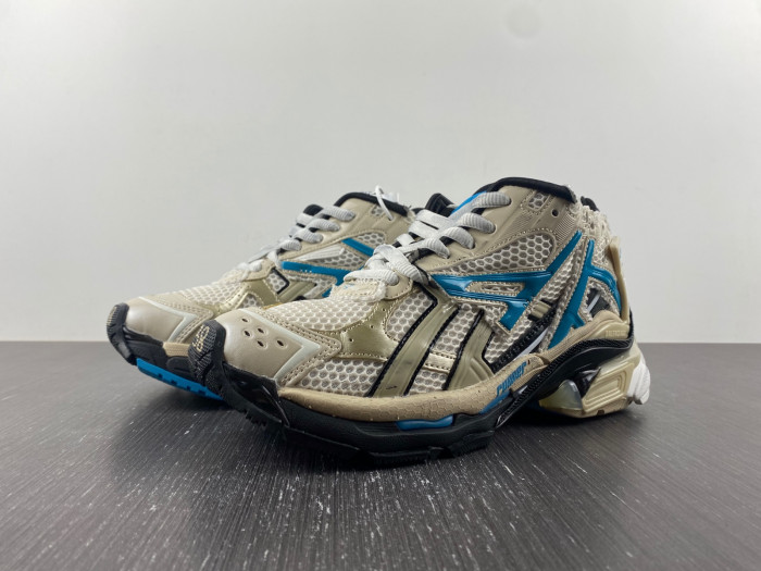 BALCIA RUNNER SNEAKER