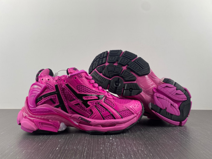 BALCIA RUNNER SNEAKER