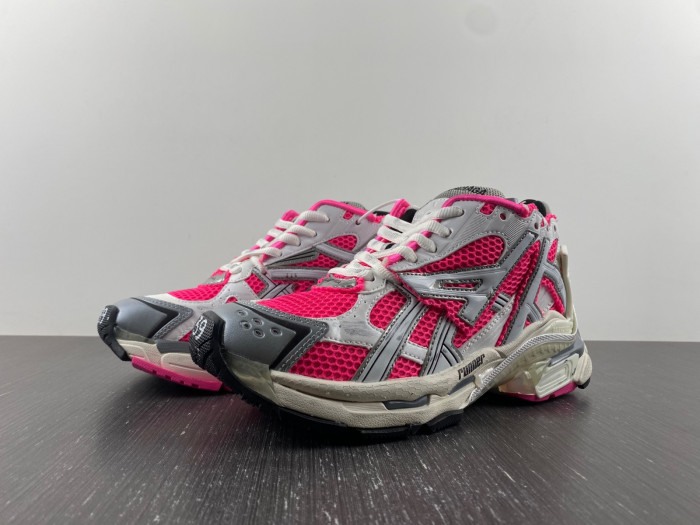 BALCIA RUNNER SNEAKER