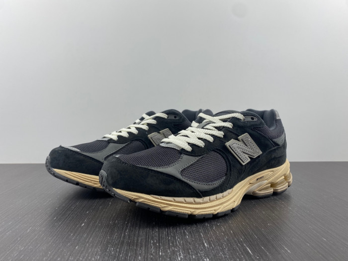 New Balance 2002R Black Dark Grey Men