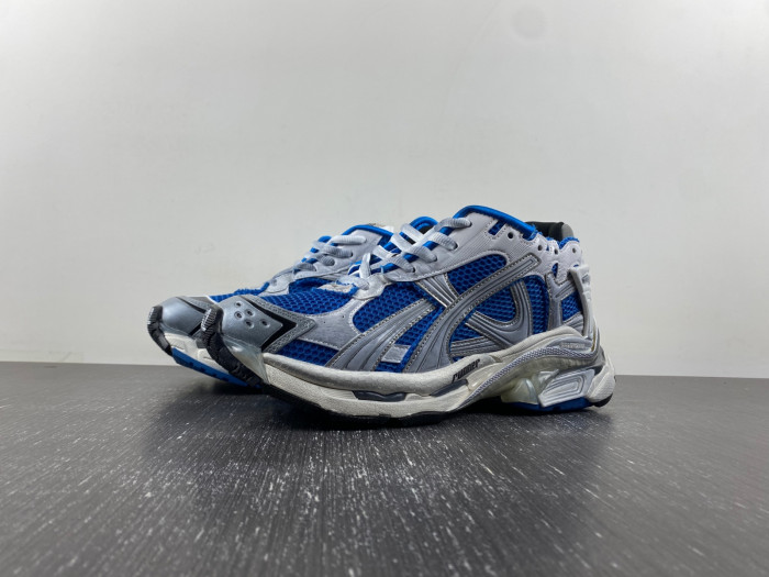 BALCIA RUNNER SNEAKER