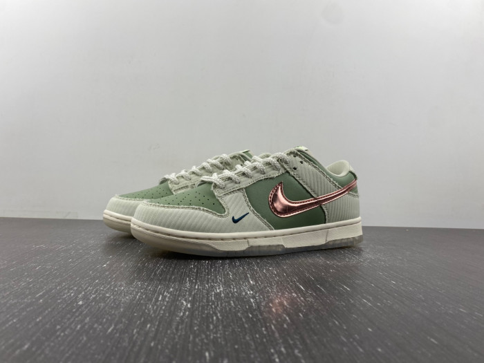Nike x Kyler Murray Dunk Low 