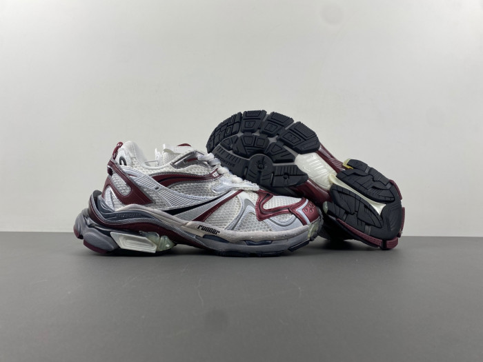 BALCIA RUNNER SNEAKER