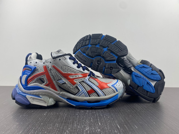 BALCIA RUNNER SNEAKER