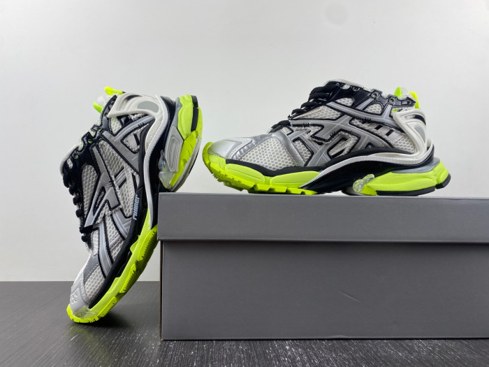 BALCIA RUNNER SNEAKER