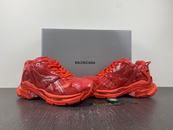 BALCIA RUNNER SNEAKER
