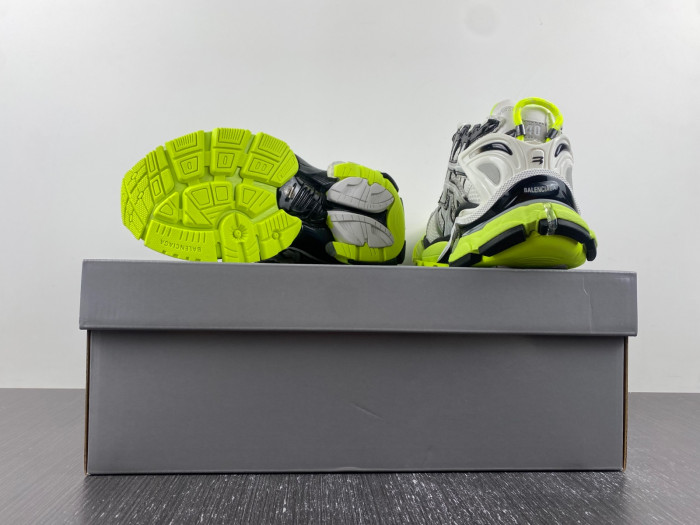 BALCIA RUNNER SNEAKER