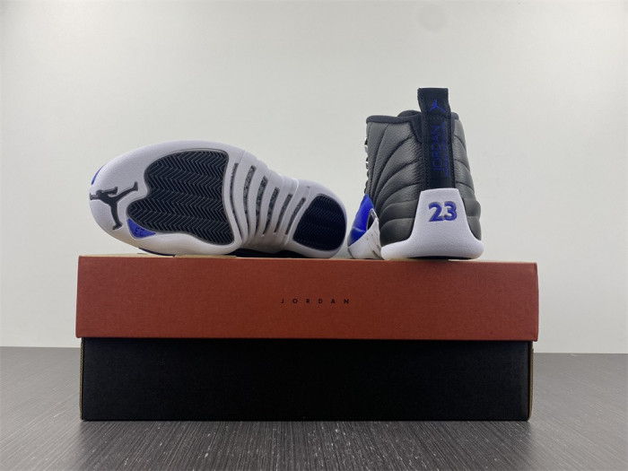 Air Jordan 12 WMNS “Hyper Royal” AO6068-004