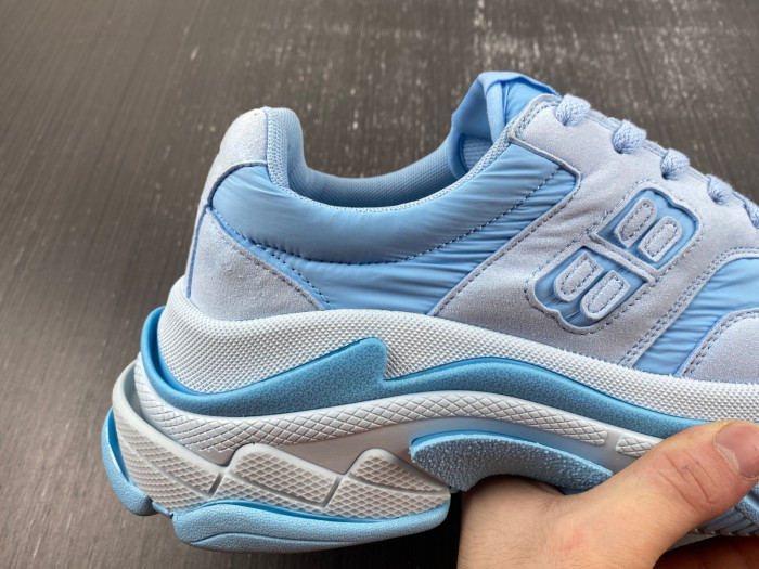 BALCIA TRIPLE S SNEAKER