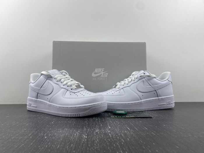 Nike Air Force 1 Low 
