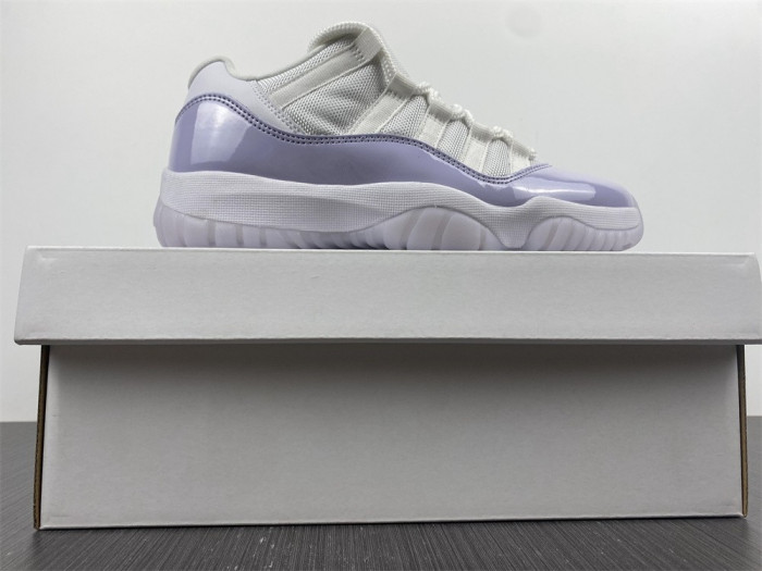 Air Jordan 11 Low ‘Pure Violet’ AH7860-101