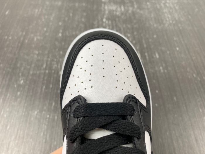 KIDS Nike Dunk Low Retro White Black Panda CW1588-100