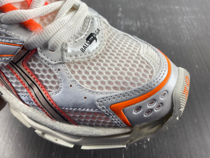 BALCIA RUNNER SNEAKER