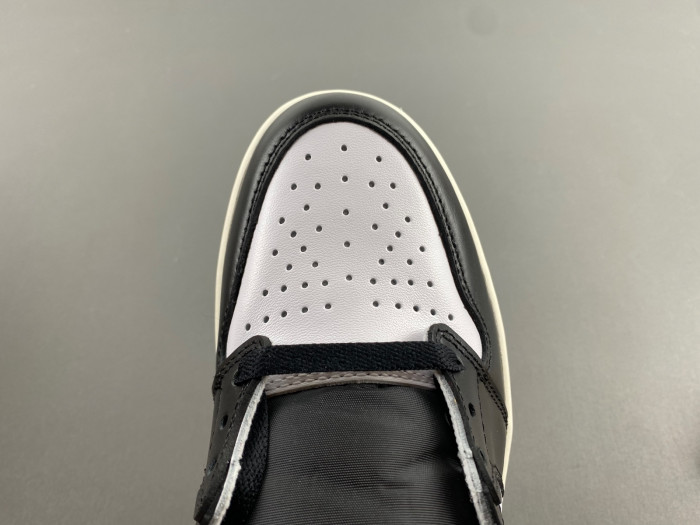 Air Jordan 1 High OG "Black Toe" Reimagined DZ5485-106