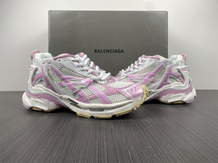 BALCIA RUNNER SNEAKER