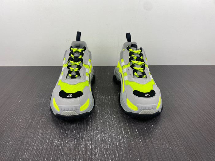 BALCIA TRIPLE S SNEAKER