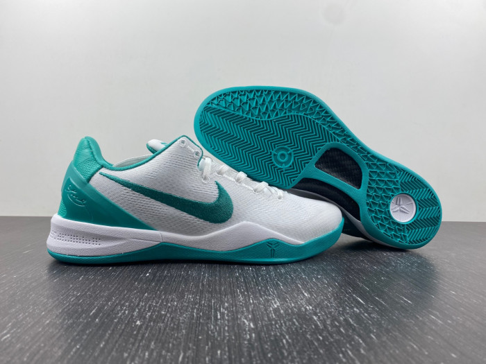 Nike Kobe 8 “Radiant Emerald” FQ3549-101