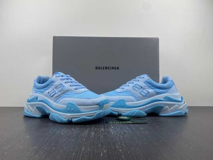 BALCIA TRIPLE S SNEAKER