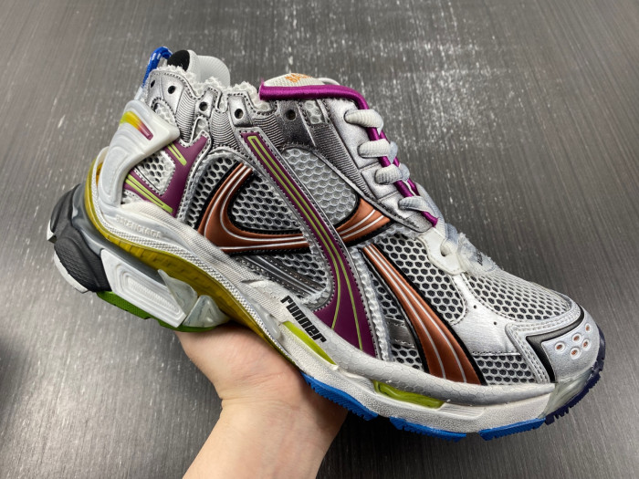 BALCIA RUNNER SNEAKER