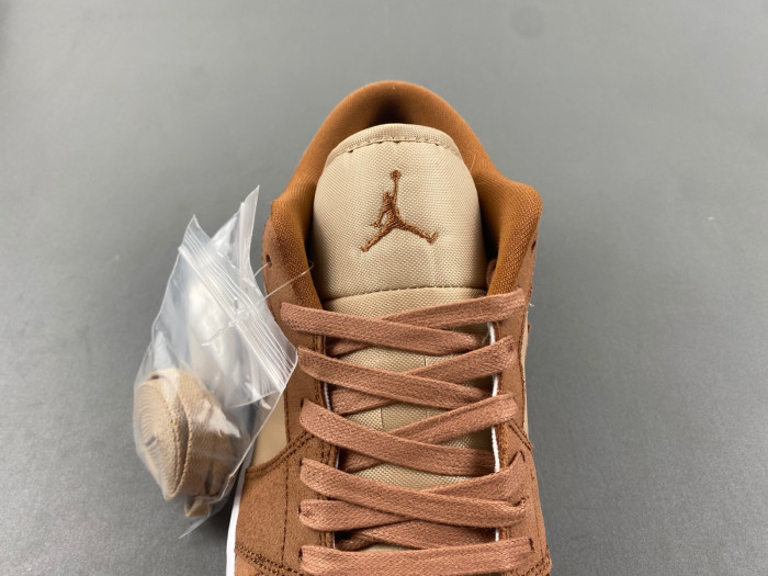 Air Jordan 1 Low SE Legend Coffee (Women