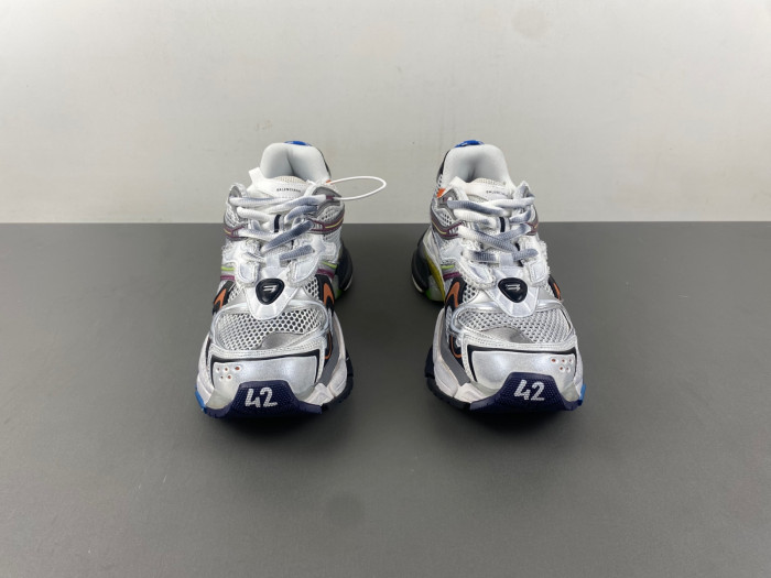 BALCIA RUNNER SNEAKER