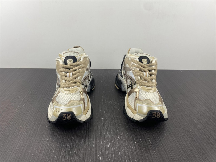 BALCIA RUNNER SNEAKER