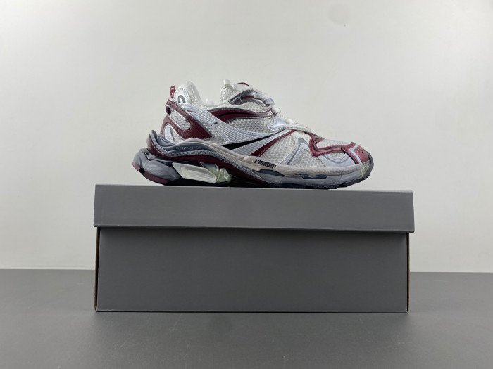 BALCIA RUNNER SNEAKER