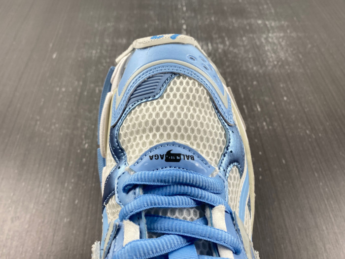 BALCIA RUNNER SNEAKER