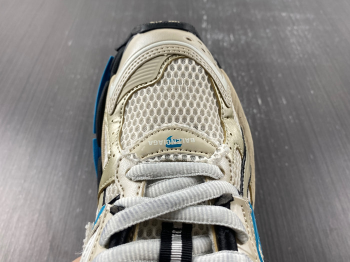 BALCIA RUNNER SNEAKER