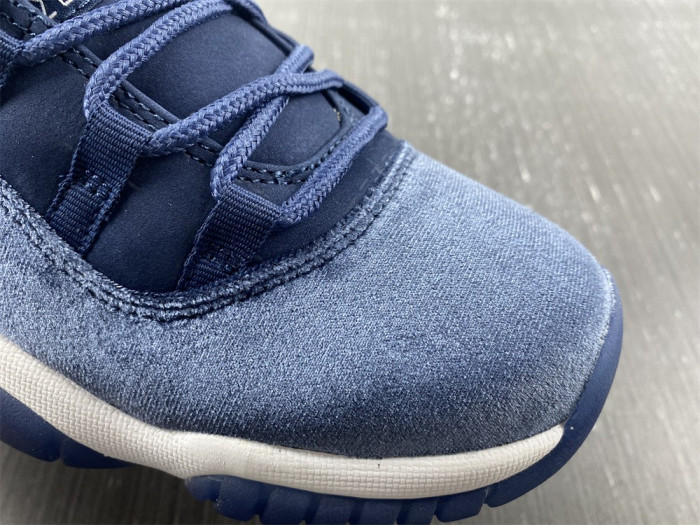 Air Jordan 11 Velvet “Midnight Navy” AR0715-441