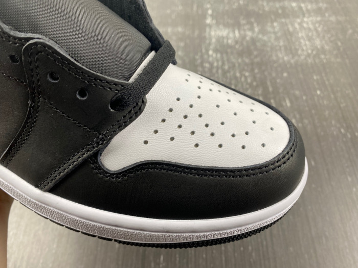 Air Jordan 1 High OG Reverse Panda DZ5485-010