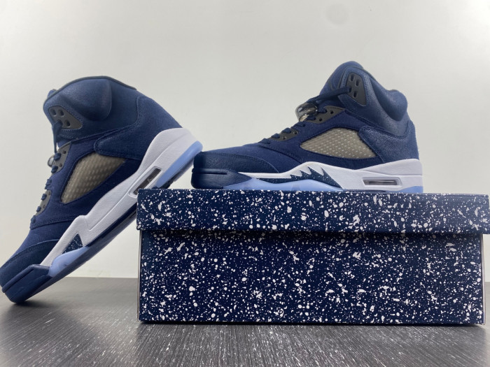 Air Jordan 5 Retro SE “Midnight Navy” FD6812-400