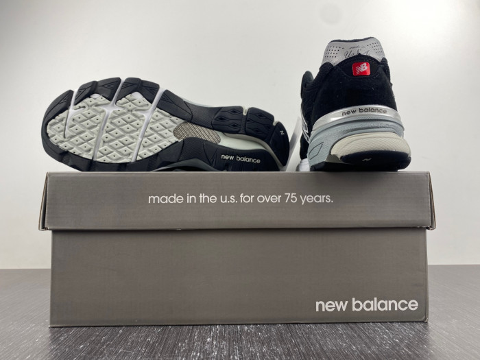 New Balance 990v3 MiUSA Black White Men