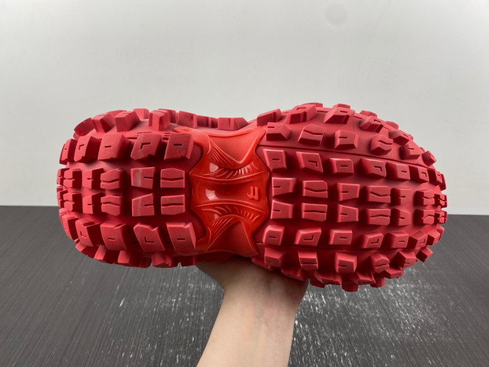 BALCIA DEFENDER SNEAKER