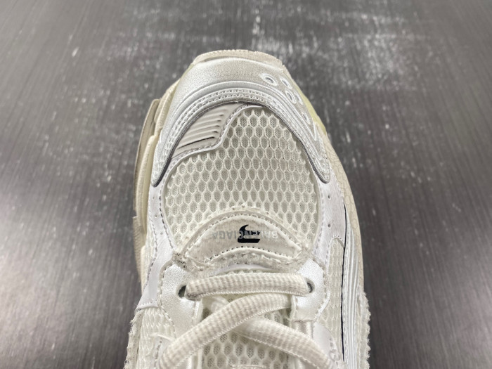 BALCIA RUNNER SNEAKER