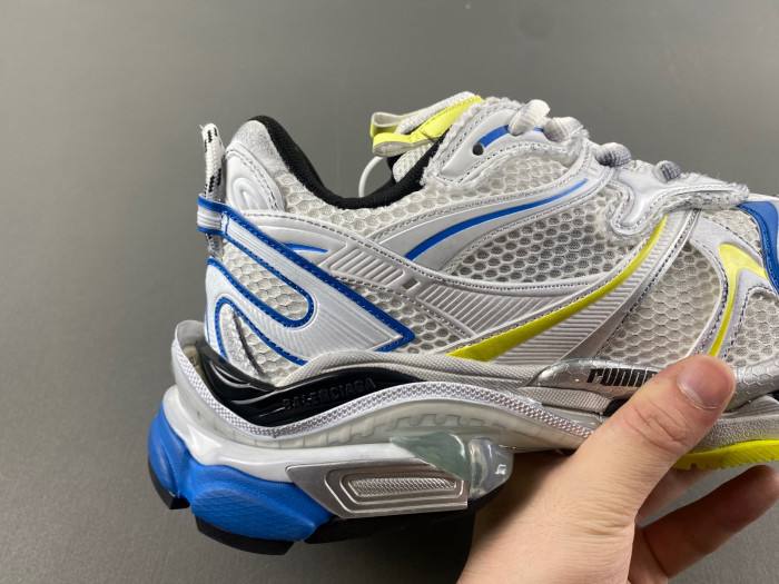 BALCIA RUNNER SNEAKER