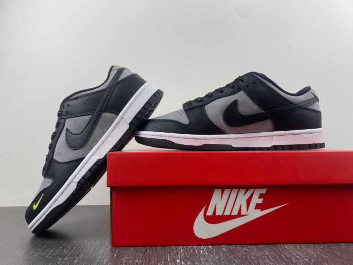 Nike Dunk Low Black Grey Green Strike FQ2205-001