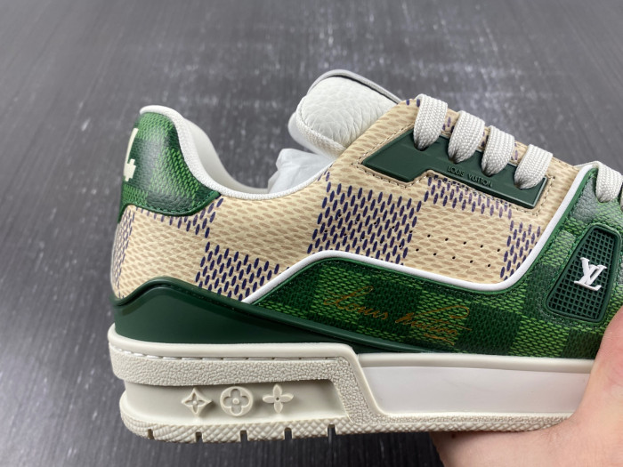 LUSV SNEAKERS