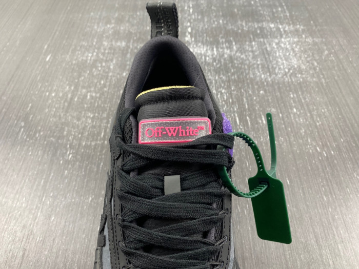 OFW C/O ODSY-1000 SNEAKER