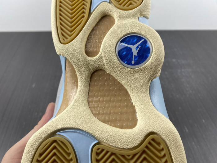 Air Jordan 13 SOLEFLY DX5763-100