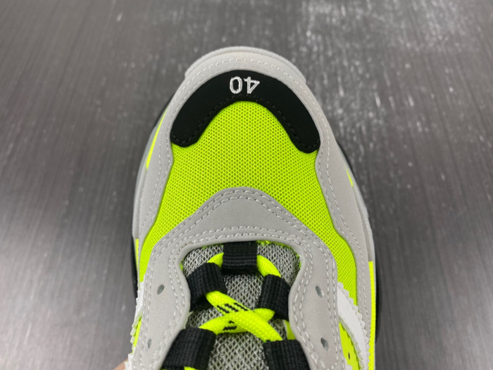 BALCIA TRIPLE S SNEAKER