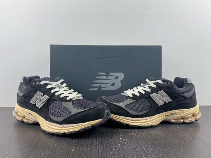 New Balance 2002R Black Dark Grey Men