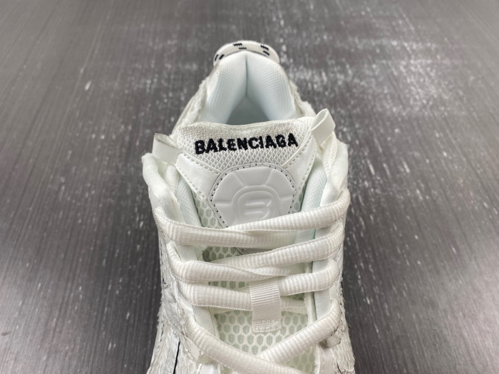 BALCIA RUNNER SNEAKER