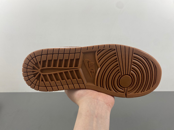 Air Jordan 1 Low SE Legend Coffee (Women
