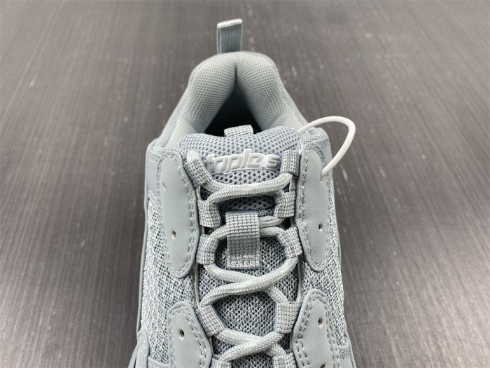 BALCIA Triple S Sneaker