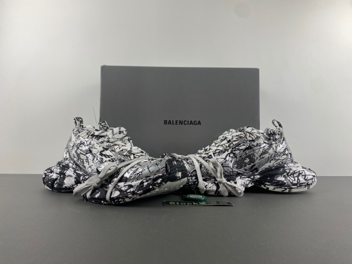 BALCIA 3XL SNEAKER