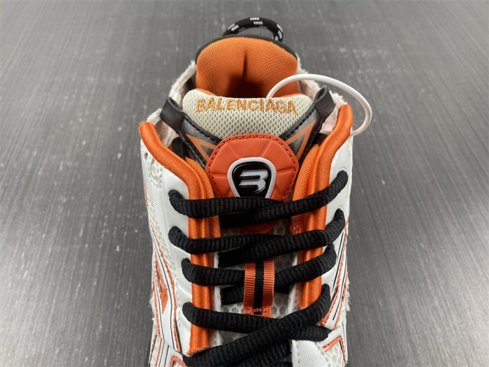 BALCIA RUNNER SNEAKER