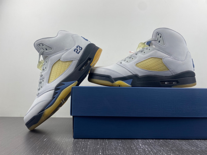 Air Jordan 5 "A Ma Maniere - Diffused Blue" FZ5758-004