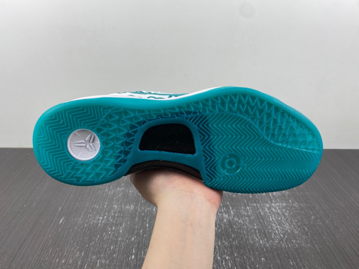 Nike Kobe 8 "Radiant Emerald" FQ3549 101